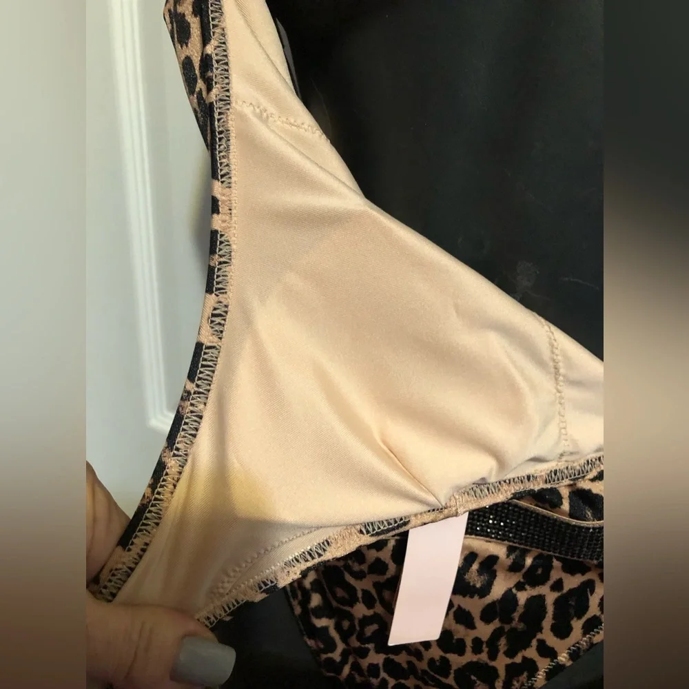 Victoria’s Secret ￼Leopard 🐆 swimsuit /￼ Bodysuit￼ - Picture 6 of 16